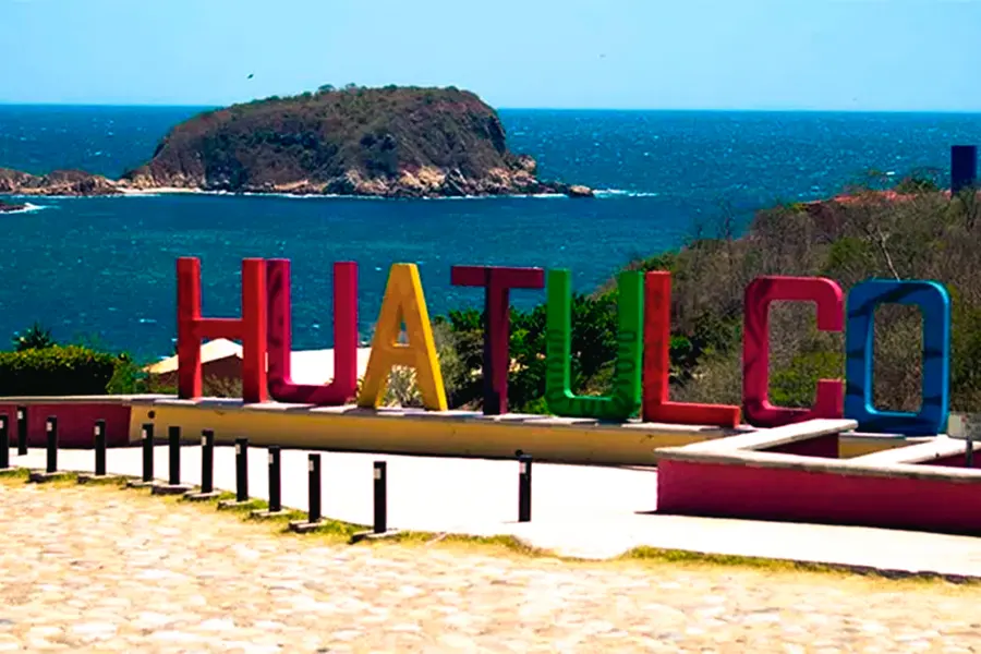 Letras de huatulco en Oaxaca