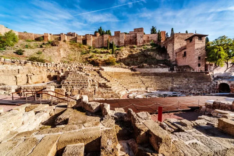 teatro-romano-de-malaga-espana-ruinas-historicas