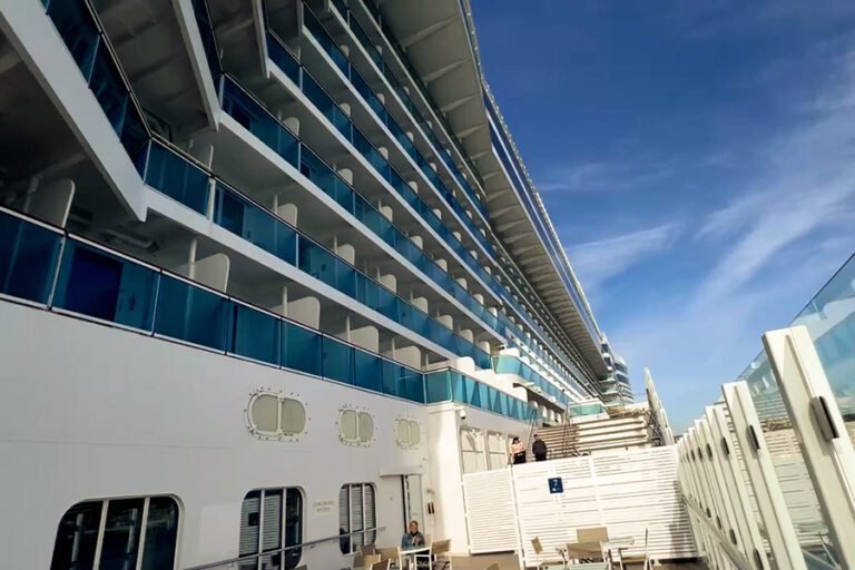 Qué hacer en Dubrovnik en una escala de crucero 4 Interior-del-crucero-costa-smeralda