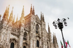 Qué hacer en Marsella Francia en una parada de crucero 18 vista-panoramica-duomo-milan-con-farola