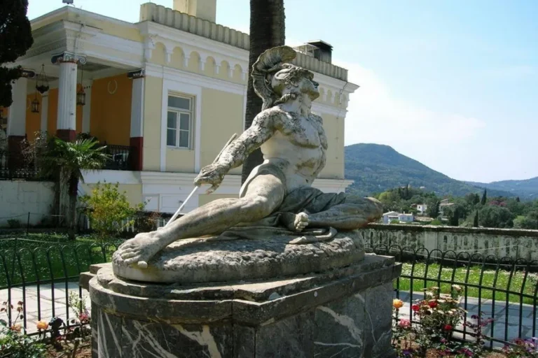 palacio-achilleion-corfu-estatua-aquiles