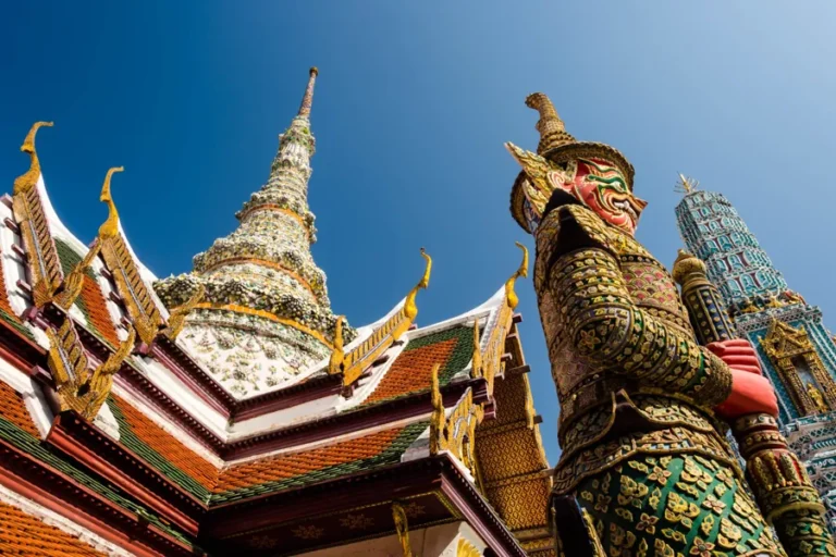 gran-palacio-de-bangkok-en-tour-de-crucero-por-asia